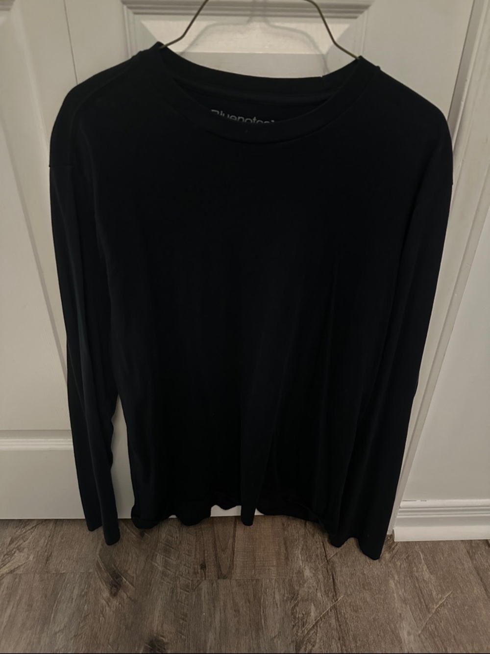Bluenotes Black Crewneck Long Sleeve Shirt